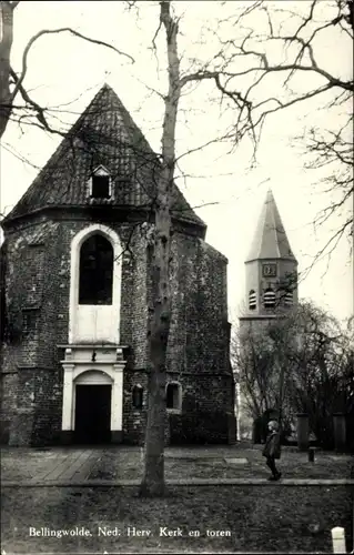 Ak Bellingwolde Groningen, Ned. Herv. Kerk en toren