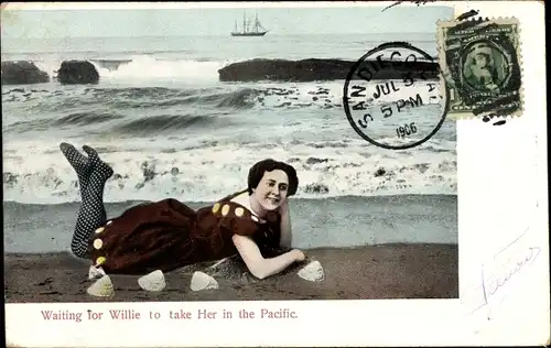 Ak Frau am Strand, Bademode, Kleid, Segelschiff