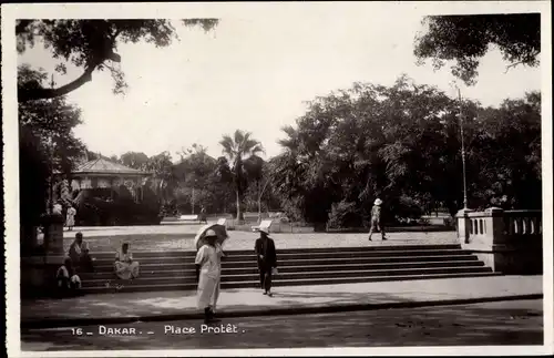 Ak Dakar Senegal, Place Protêt