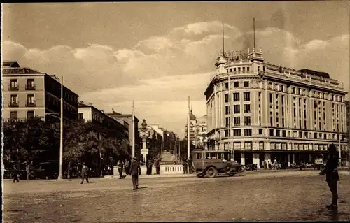 Ak Madrid Spanien, Glorieta und Calle de Atocha, Hotel Nacional