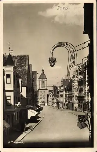 Ak Dillingen an der Donau, Blick auf die Straße