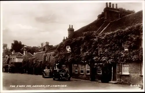 Ak Denham London, Blick aufs Gasthaus The Swan Inn