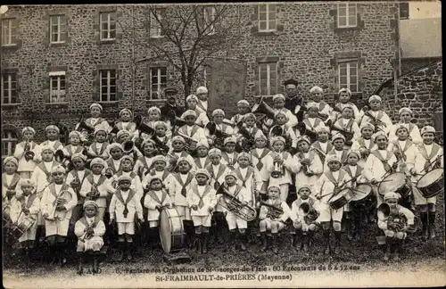 Ak Saint Fraimbault de Prières Mayenne, Blaskapelle der Waisenkinder von Saint Georges de l'Isle