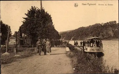 Ak Heer Agimont Namur, Arrivée du bateau, Bootsanleger