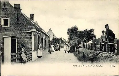 Ak Stavenisse Zeeland Niederlande, Straße, Anwohner