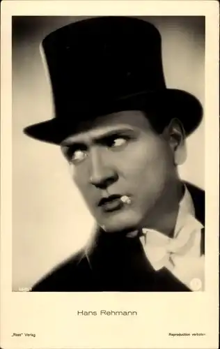 Ak Schauspieler Hans Rehmann, Portrait, Zigarette rauchend, Ross Verlag 6040/1