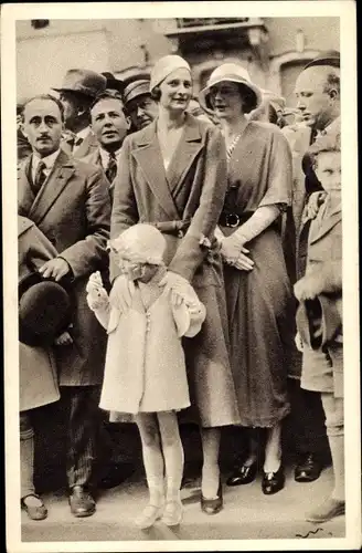 Ak Astrid von Schweden, Königin von Belgien, Prinzessin Josephine Charlotte