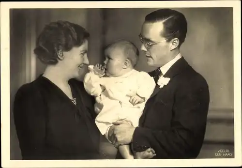 Ak Prinzessin Juliana der Niederlande, Prinz Bernhard, Prinzessin Beatrix, 1938