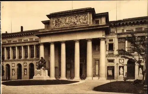 Ak Madrid, Spanien, Prado-Museum, Statue von Velazquez