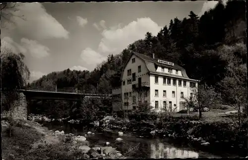 Ak Tiefenstein Görwihl in Baden, Albtal, Gasthaus und Pension zur Post, Brücke, Fluß
