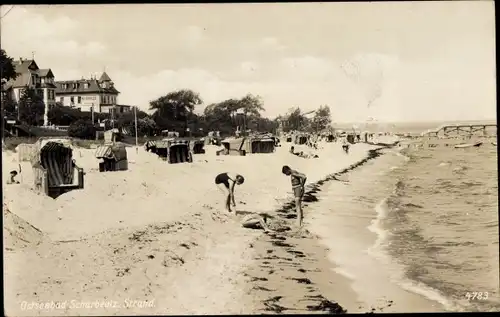 Foto Ak Ostseebad Scharbeutz in Holstein, Stand, Strandkörbe, Badegäste