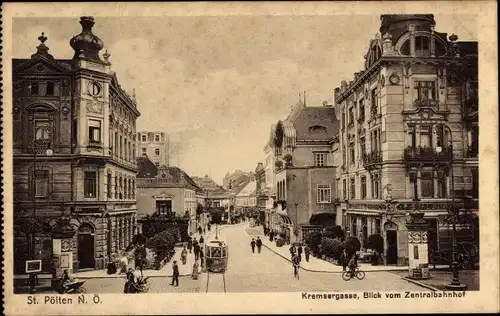 Ak Sankt Pölten in Niederösterreich, Kremsergasse, Blick vom Zentralbahnhof