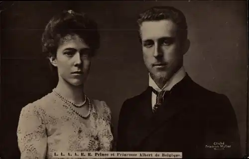 Ak Elisabeth Gabriele in Bayern, König Albert I. von Belgien, Portrait