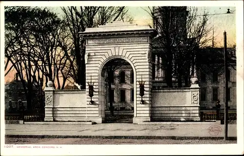 AK Concord New Hampshire USA, Memorial Arch