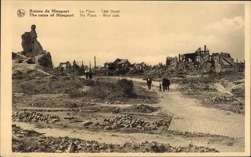 Ak Nieuport Nieuport Westflandern, Der Platz, Ruinen