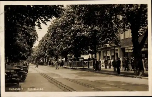 Ak Düsseldorf am Rhein, Königsallee, Passanten