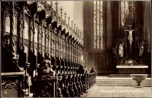 Ak Memmingen an der Iller Schwaben, Martinskirche, Innenansicht, Chorgestühl