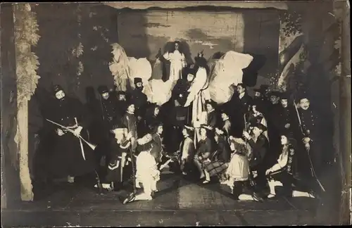 Foto Ak Theaterszene, Engel, Kinder, Bühne