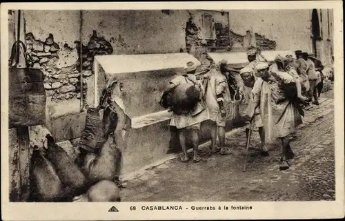 Postkarte Casablanca, Marokko, Guerrabs am Brunnen