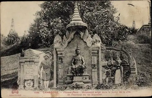 Ak Phnom Penh, Kambodscha, Denkmal im Stadtgarten zu Ehren von König Sisowath