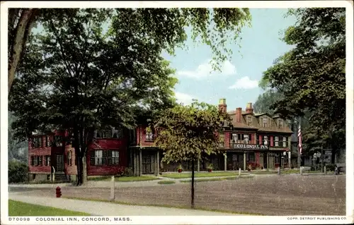 Ak Concord Massachusetts USA, Gasthaus im Kolonialstil