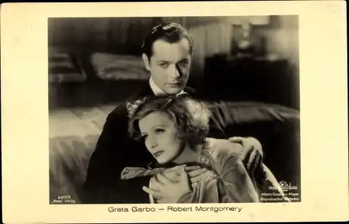 Ak Schauspielerin Greta Garbo, Schauspieler Robert Montgomery, Filmszene