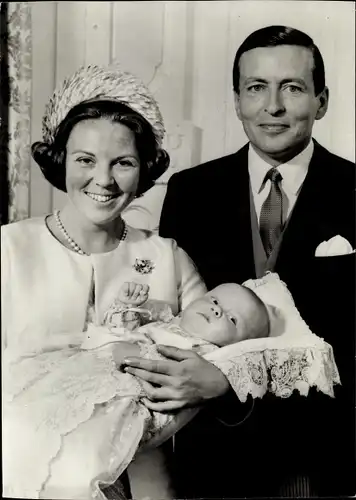 Ak Prinzessin Beatrix und Claus Amsberg mit Sohn Willem Alexander, 1967