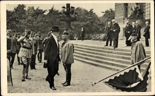 Ak Praha Prag Tschechien, Präsident T. G. Masaryk kommt am 26. Mai 1920 ins Parlament, General Pellé