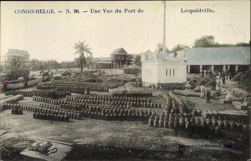 Ak Léopoldville Kinshasa DR Kongo Zaire, Une Vue du Port