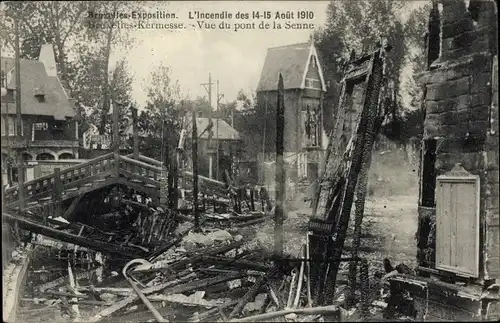 Ak Bruxelles Brüssel, Exposition 1910, L'Incendie des 14-15 Aout 1910