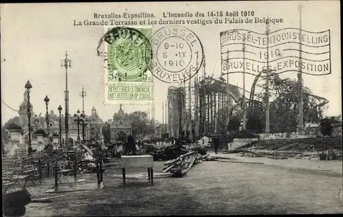 Ak Bruxelles Brüssel, Exposition 1910, l'incendie des 14-15 Aout, la Grande Terrasse, Palais Belgiqu