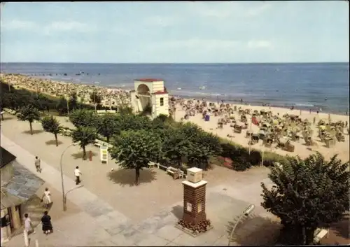 Ak Ostseebad Bansin Heringsdorf auf Usedom, Strand, Promenade