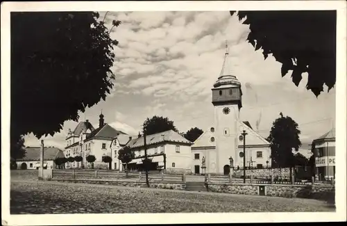 Ak Světlá nad Sázavou Swietla Sasau Reg. Hochland, Kirche, Straße