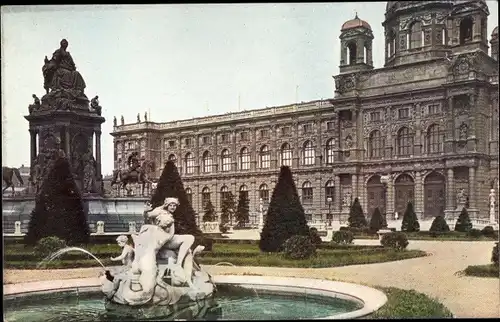 Ak Wien 1 Innere Stadt, Kaiserin Maria Theresien-Denkmal, Staatsmuseum