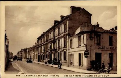 Ak La Roche sur Yon Vendee, Rue de Verdun, l'Hotel du Lion d'Or