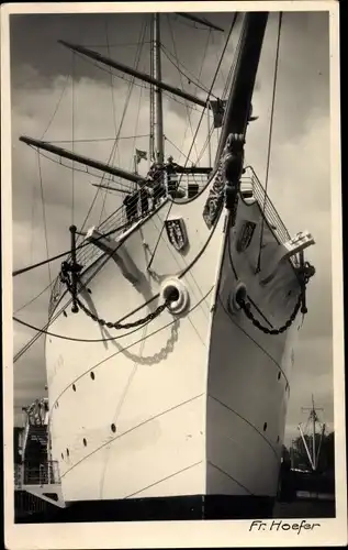 Foto Ak Segelschiff, Bugansicht, Fotograf Fr. Hoefer