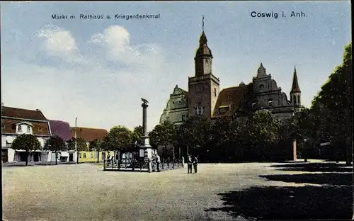 Ak Coswig in Anhalt, Markt, Rathaus, Kriegerdenkmal