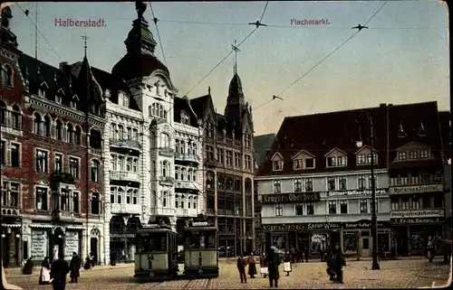 Ak Halberstadt am Harz, Fischmarkt, Straßenbahnen