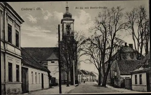 Ak Lindow in der Mark, Kirche, Breite Straße