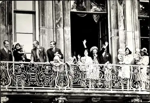 Ak Regierungsjubiläum von Königin Juliana, Prinz Bernhard, Prinz Claus von Amsberg, Adel Niederlande