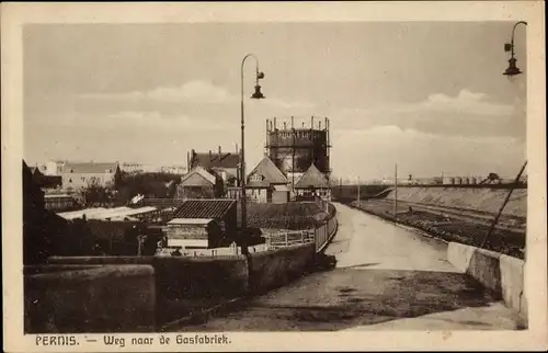 Ak Pernis Rotterdam Südholland Niederlande, Straße zur Gasfabrik