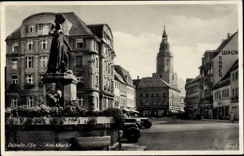 Ak Döbeln in Sachsen, Straßenpartie, Brunnen, Marktplatz, Kirche