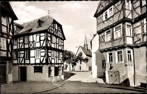 Ak Limburg an der Lahn, Erbach, Kirche, Fachwerkhäuser