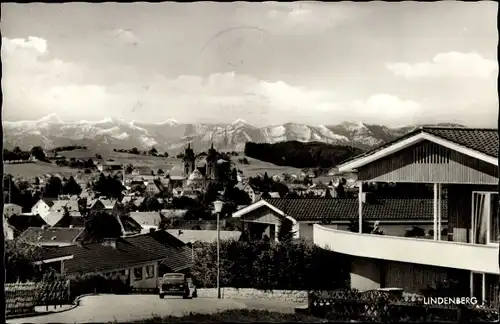 Ak Lindenberg im Allgäu Schwaben, Ortsansicht, Gebirge