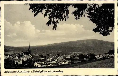 Ak Bischofsgrün im Fichtelgebirge, Panorama, Schneeberg, Kirche