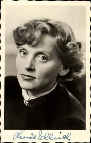 Foto Ak Schauspielerin Luise Ullrich, Portrait, Autogramm