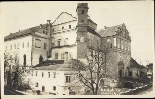 Ak Pardubice Pardubitz Stadt, Schloss