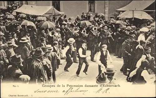 Ak Echternach Luxemburg, Procession dansante, Danseurs