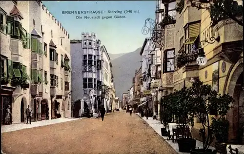 Ak Sterzing Vipiteno Südtirol, Brennerstraße, Die Neustadt gegen Süden