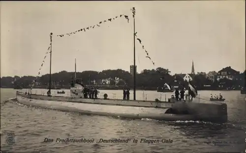Ak U-Boot Deutschland, Frachttauchboot, Flaggengala, NPG E661